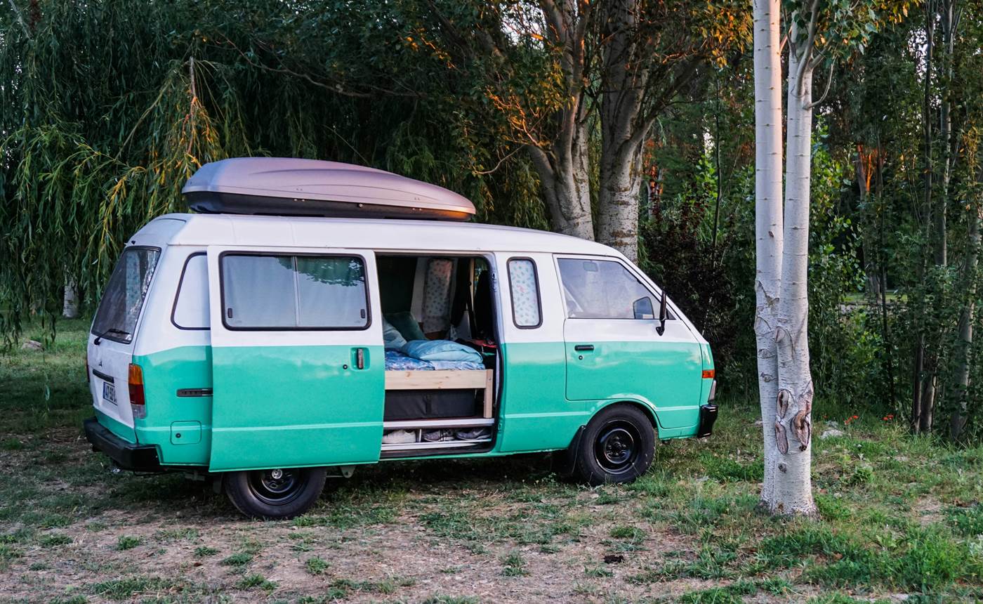 Emplacement à l'ombre du bouleau (Crédit photo : Antonio Araujo - Unsplash)