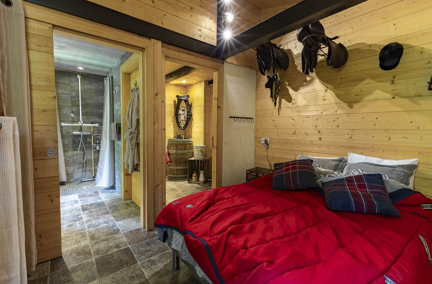 La chambre (PMR) : Thème l'écurie