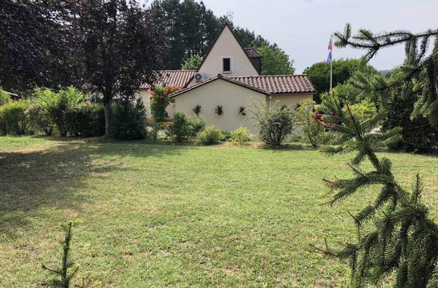 Le terrain de l'Olivianne