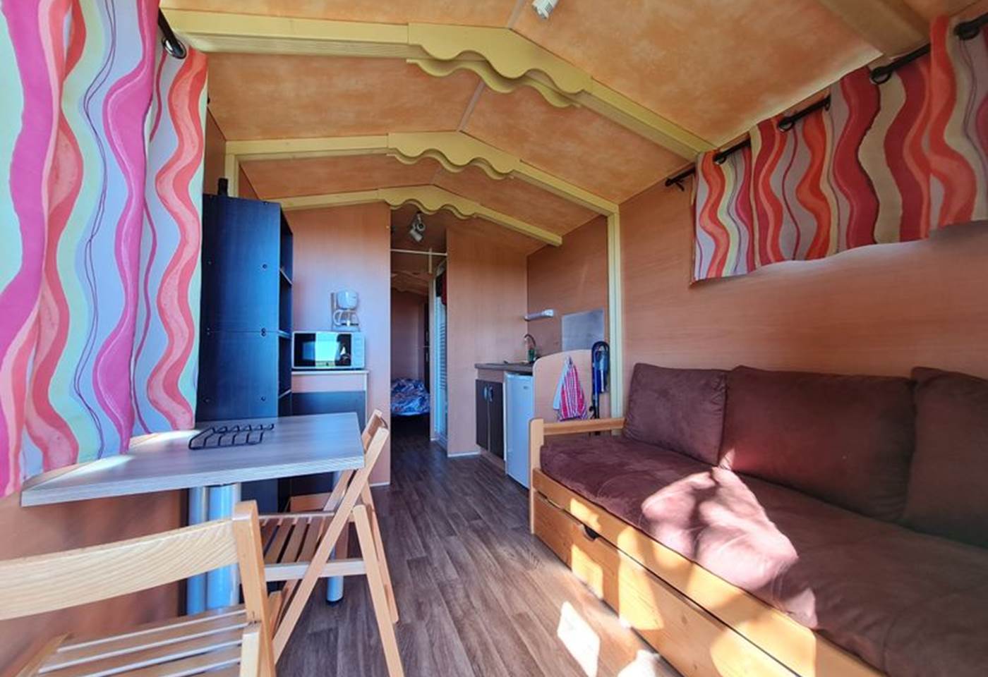 H54G027394_668c12d91ef41