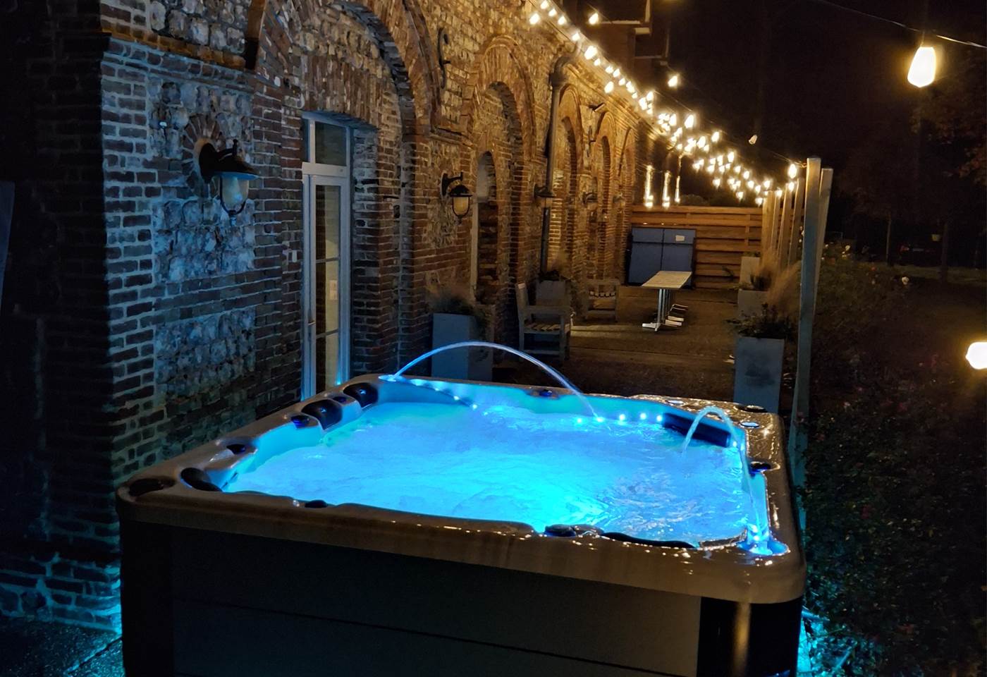 Jacuzzi Thérapeutique 7 personnes