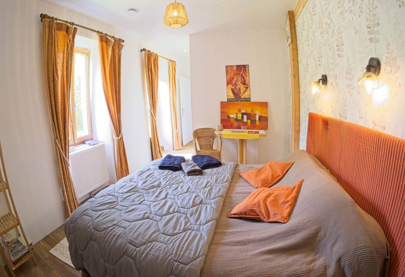 pipistrelles19-chambreshotes-lacdesechemaille-doucheitalienne-meymac