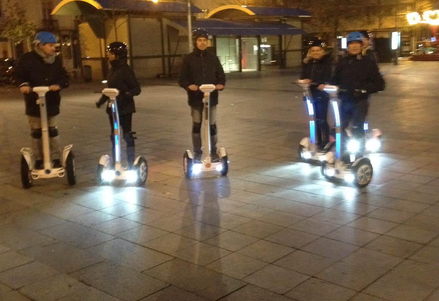 Equipe place Hoche de nuit . 12/2017