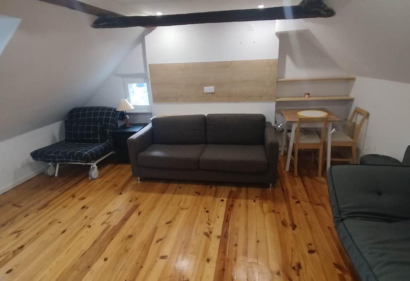 MAISON PLEIN SOLEIL - VENASQUE CHAMBRE 4