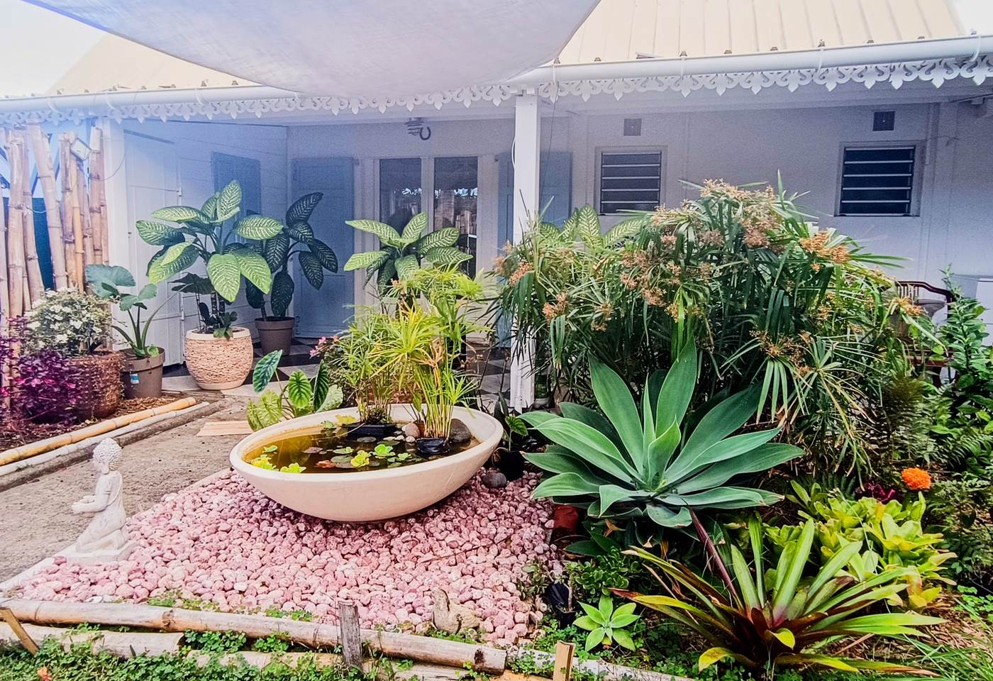 Accès à l'hébergement en location de courte durée à Fleurimont-Éperon St-Paul (97460)