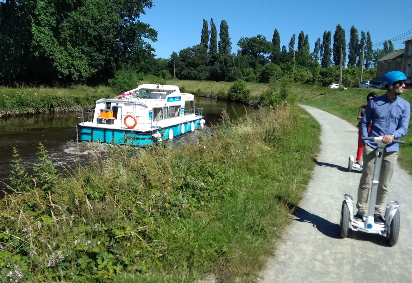 Bord de canal , arrivée écluse Saint Martin Rennes. 062018