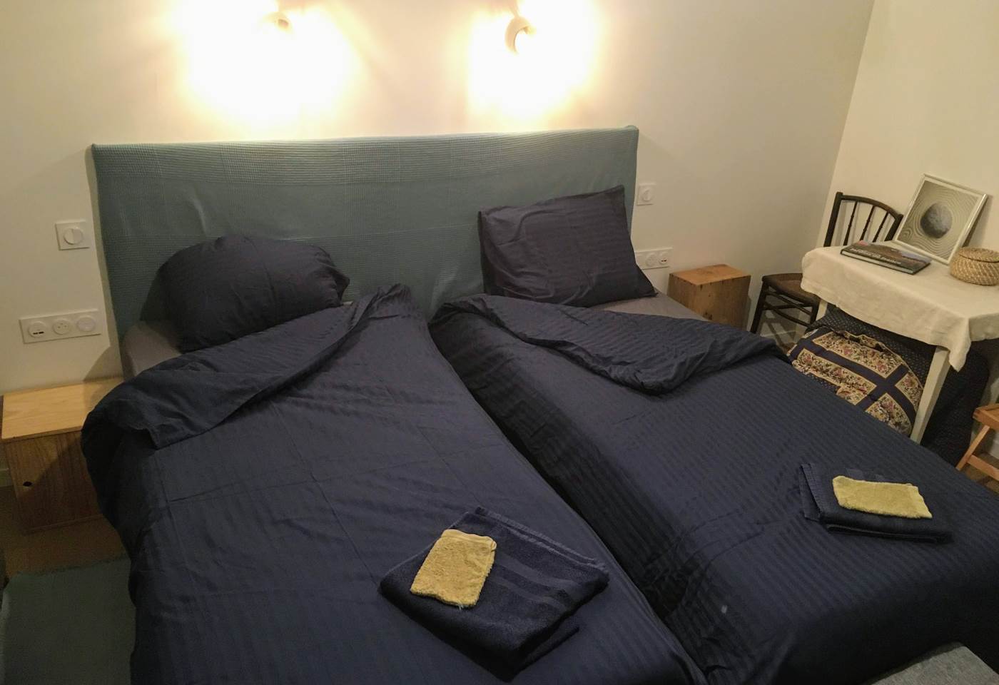 pipistrelles19-chambreshotes-lacdesechemaille-chambre-meymac