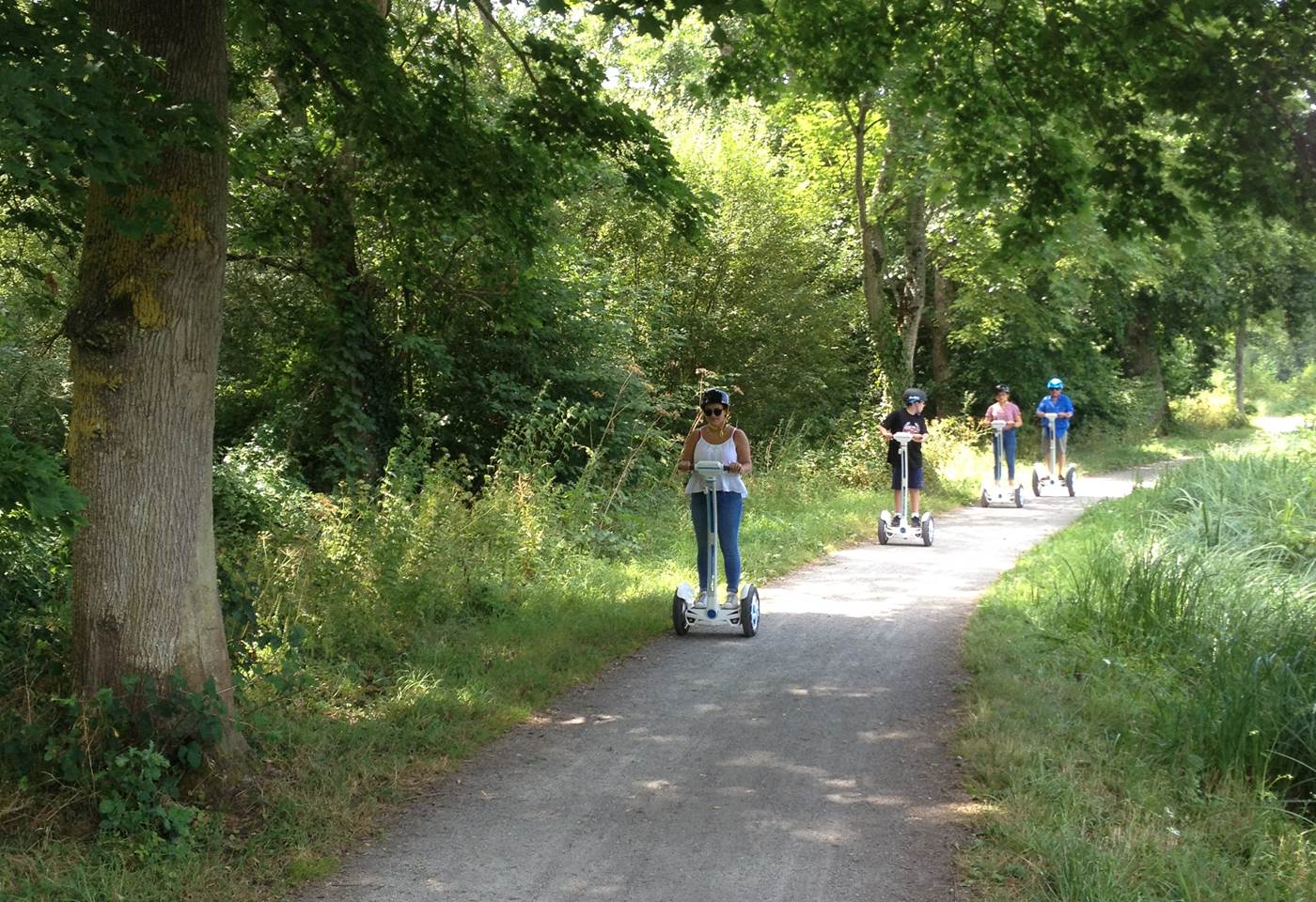 Equipe de pilotes , bords de canal entre Betton et Saint Grégoire.