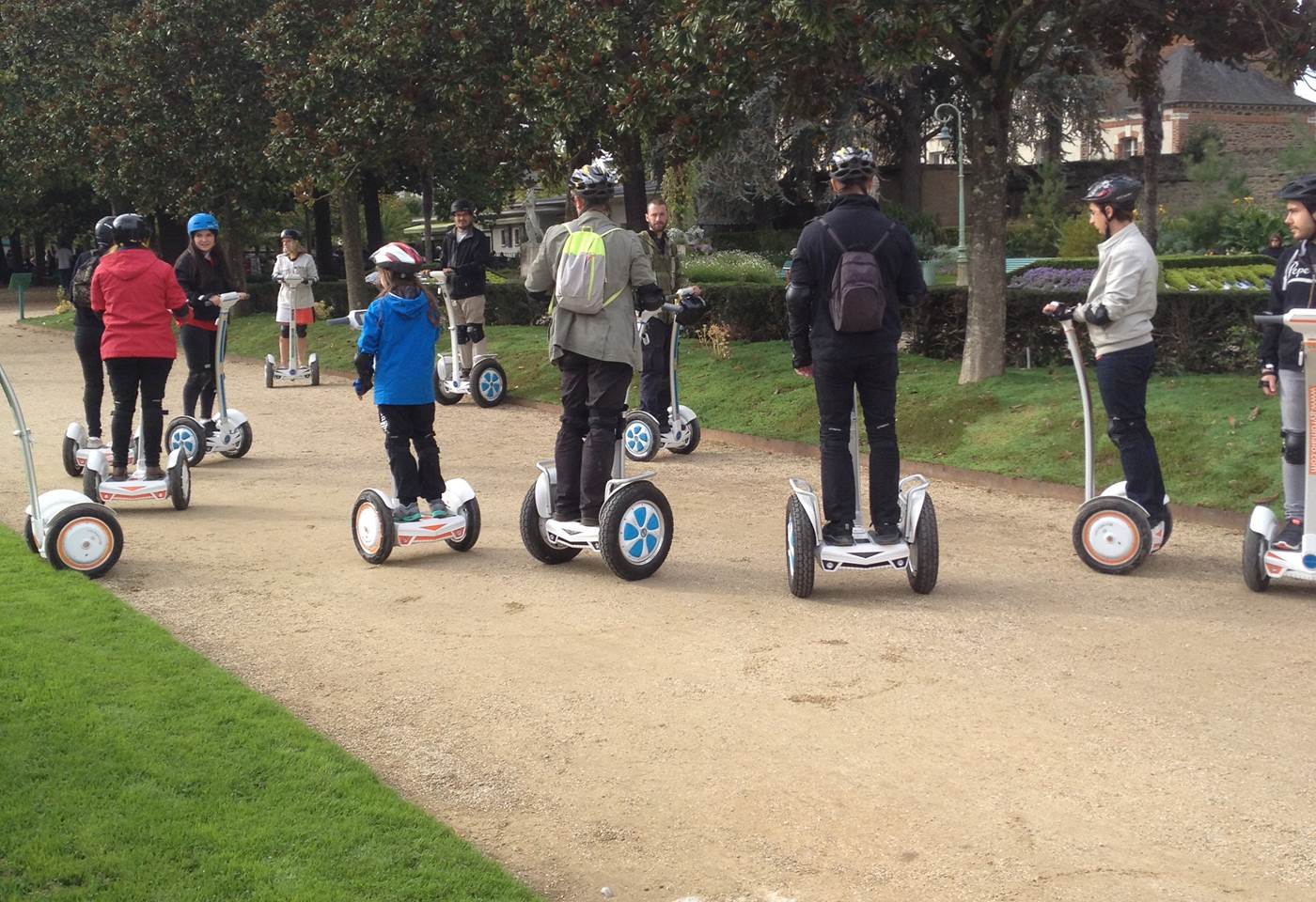 Equipe de pilotes en balade dans le parc du Thabor, balade du 30/09/2017.