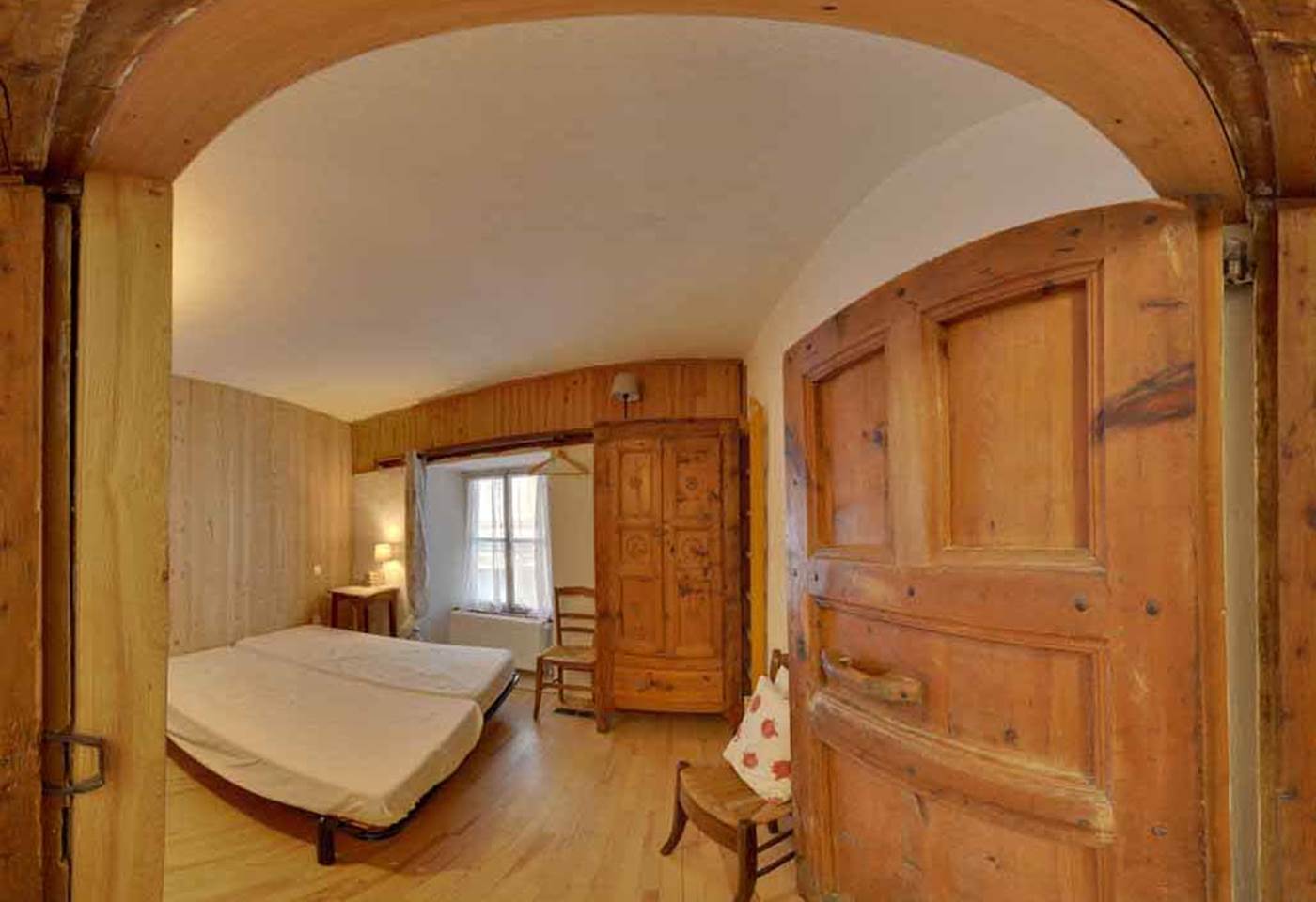 360-eymeoud_gite_caset_5