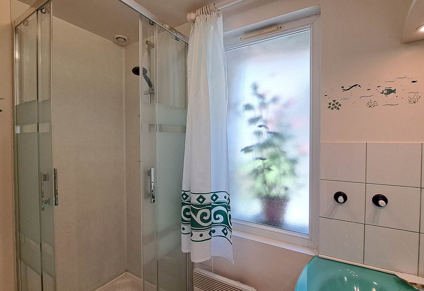 Clos de la Fontaine Dinard, salle de bain du N°5