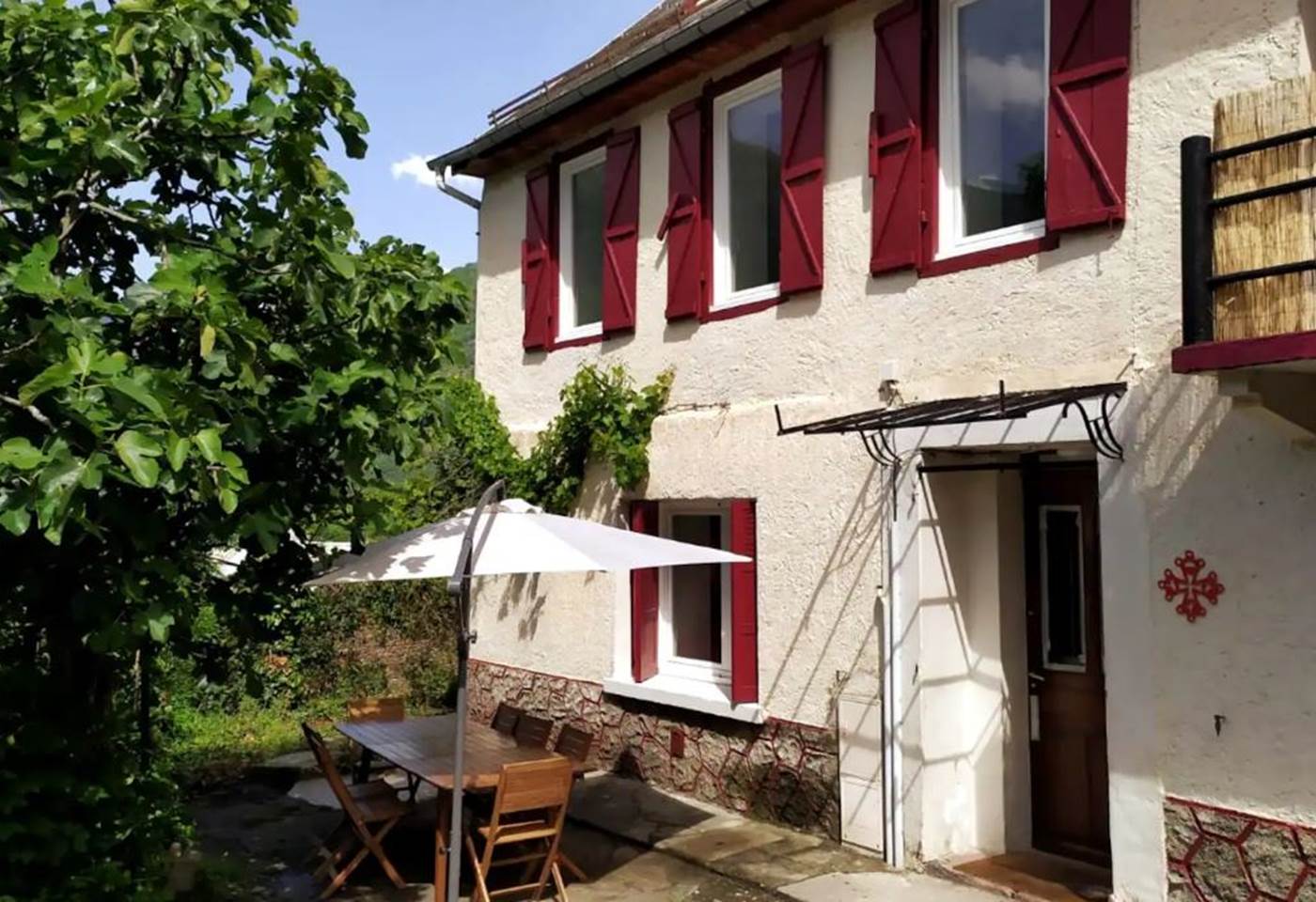 MAISON PLEIN SOLEIL - LUCHON - SALON EXTERIEUR