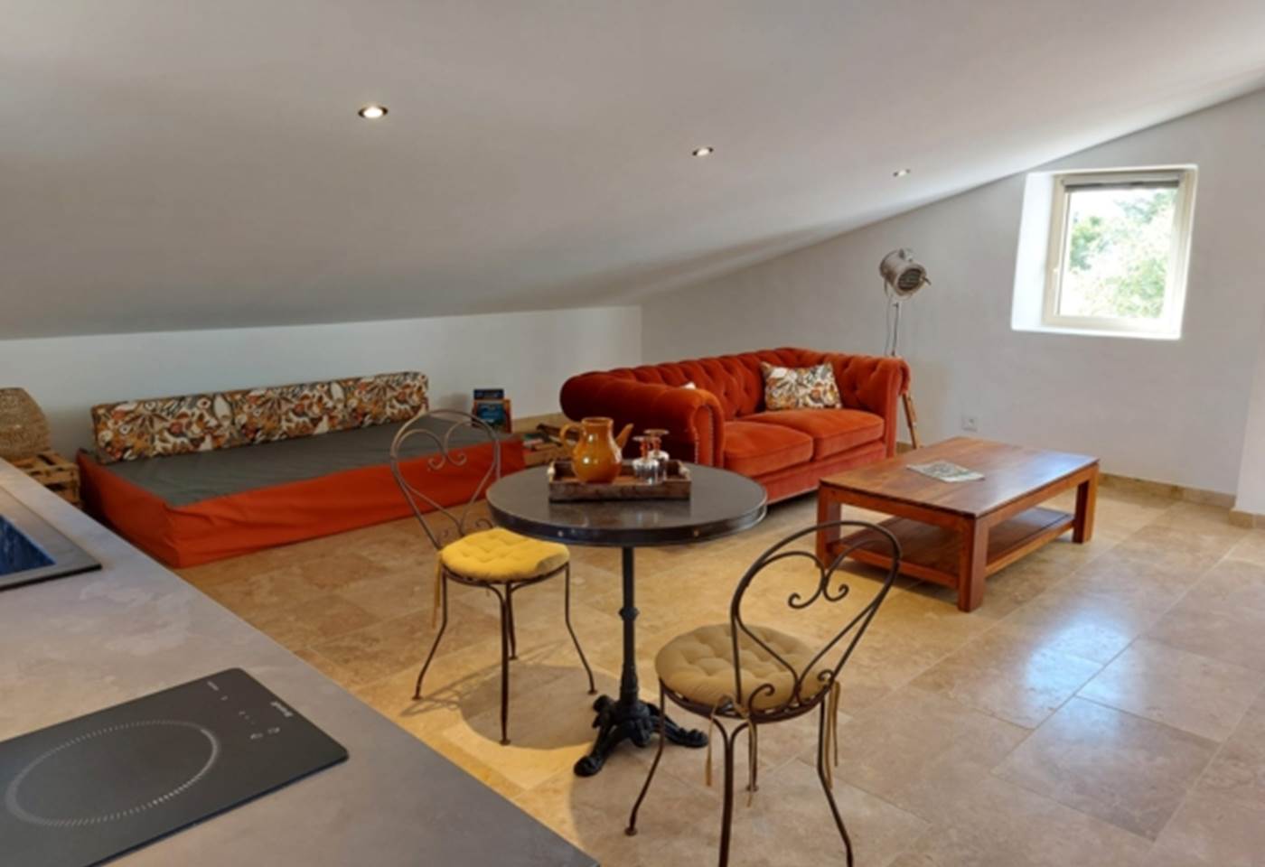 Salon et coin lecture