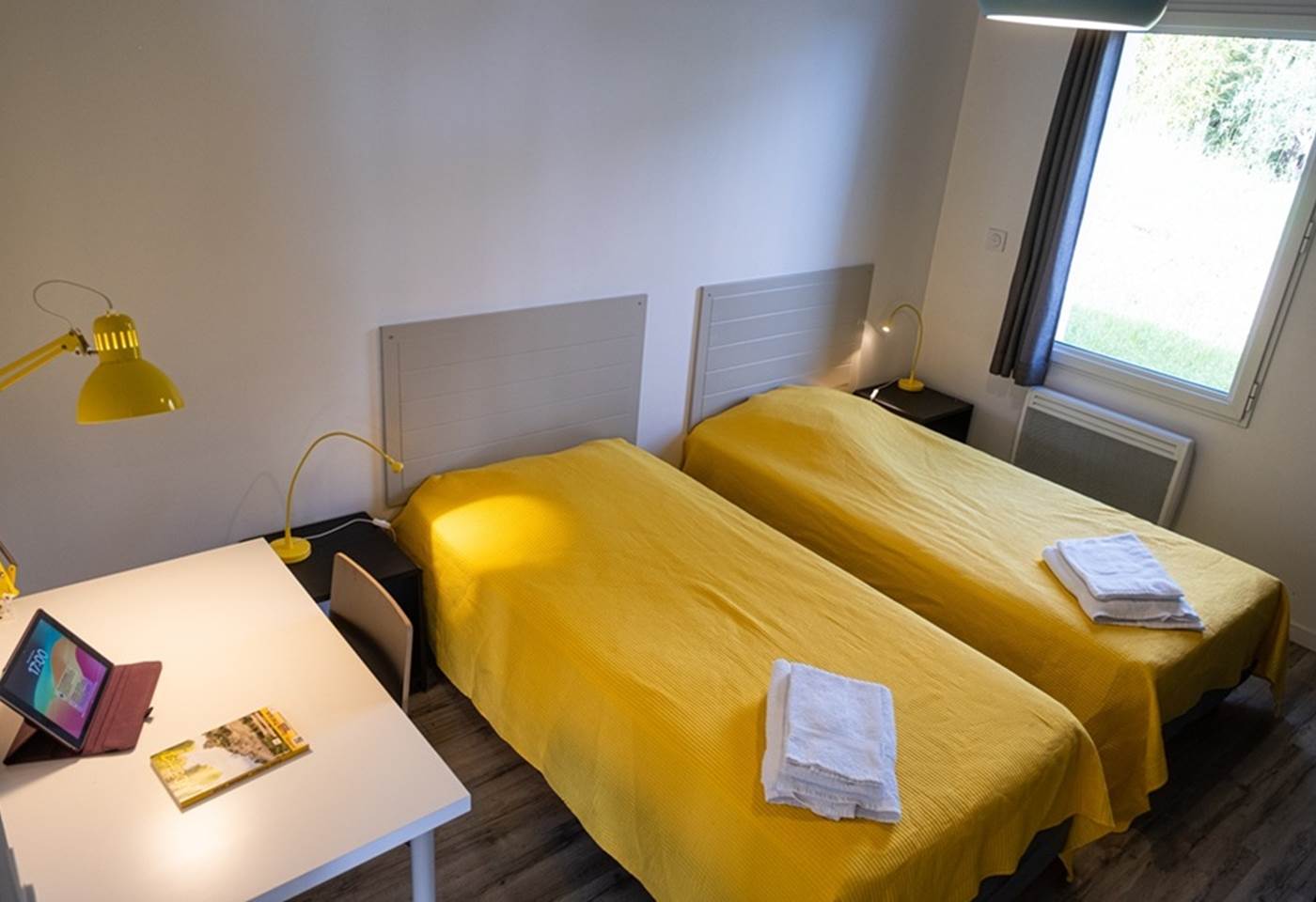 Chambre 2 avec lit double