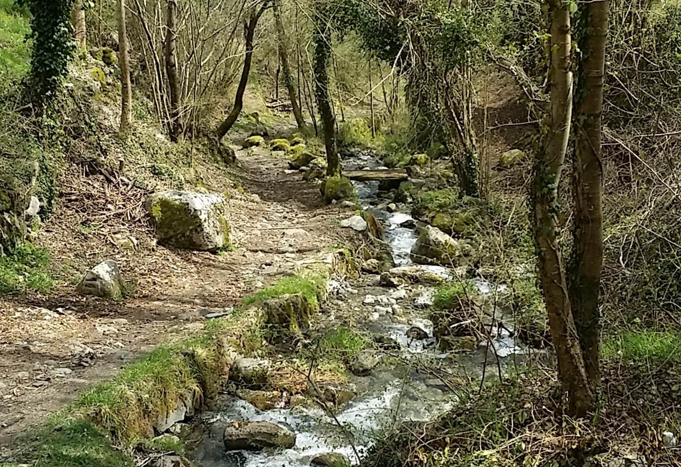 Sentier de Ouzous