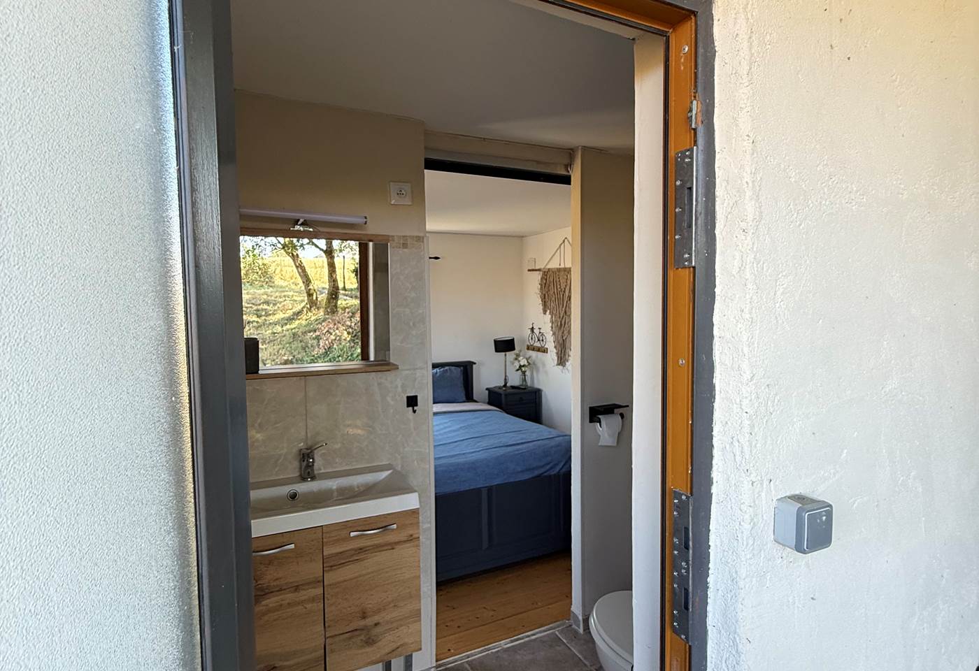 20250715_092556350_iOS