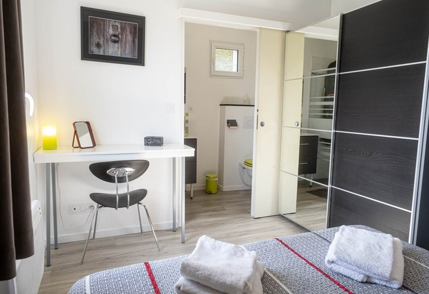 Chambre parentale - salle d'eau avec WC