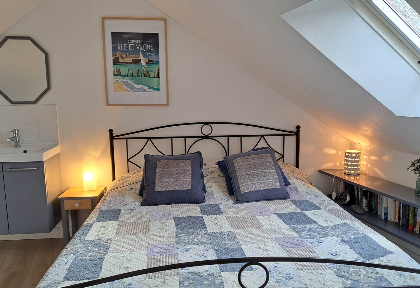 Clos de la Fontaine N°4 2ème chambre avec lit de 160cm et point d'eau