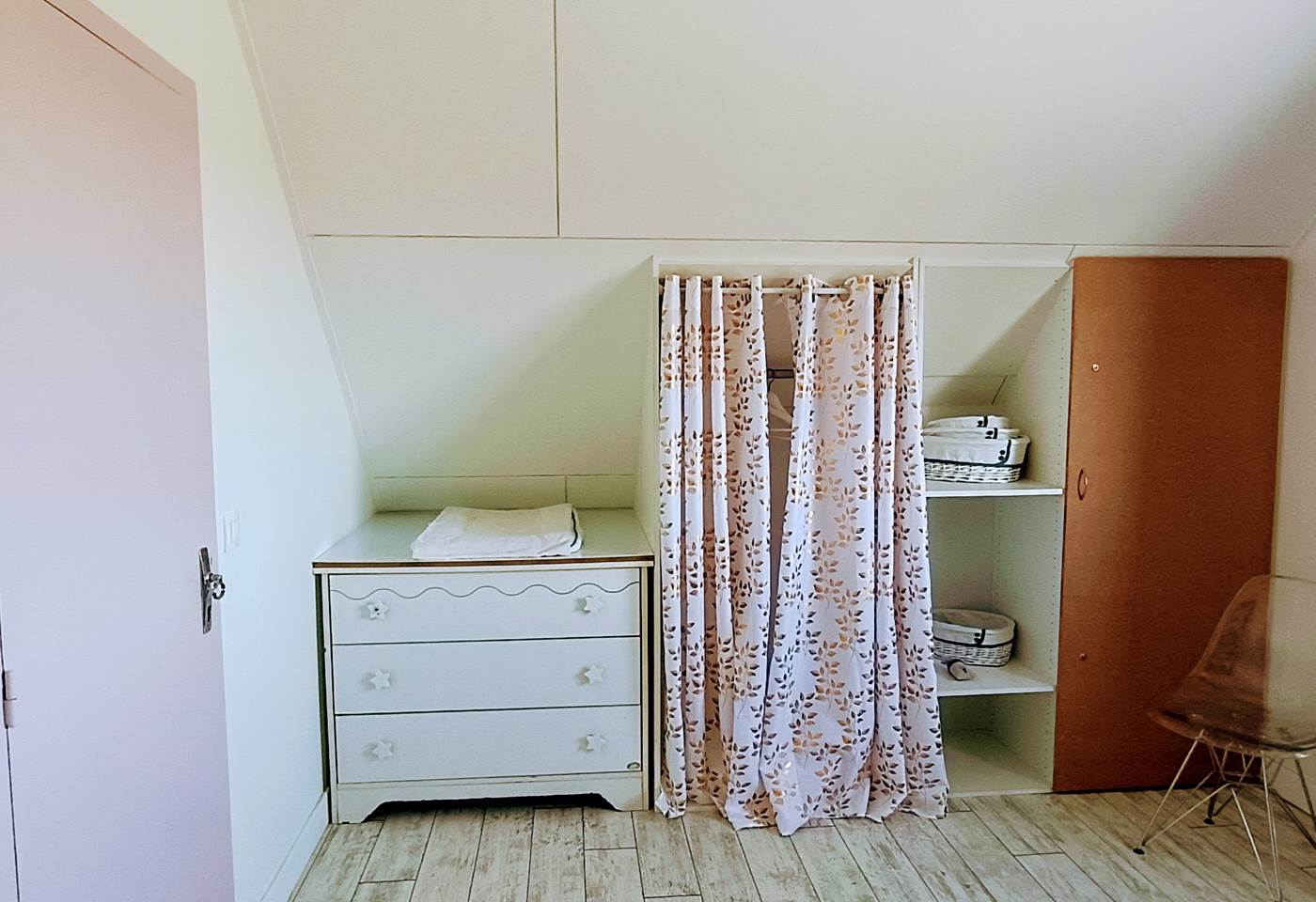 Dressing chambre 1 au 1er étage