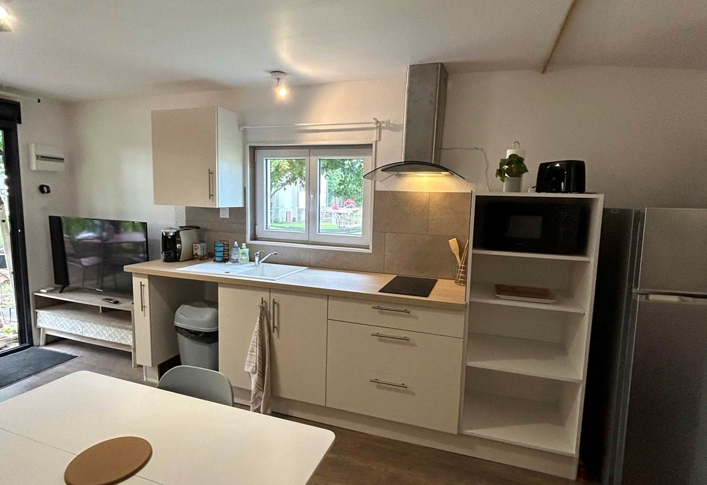 fe9223cb-d705-4ffa-b722-6ac0a1f5da31