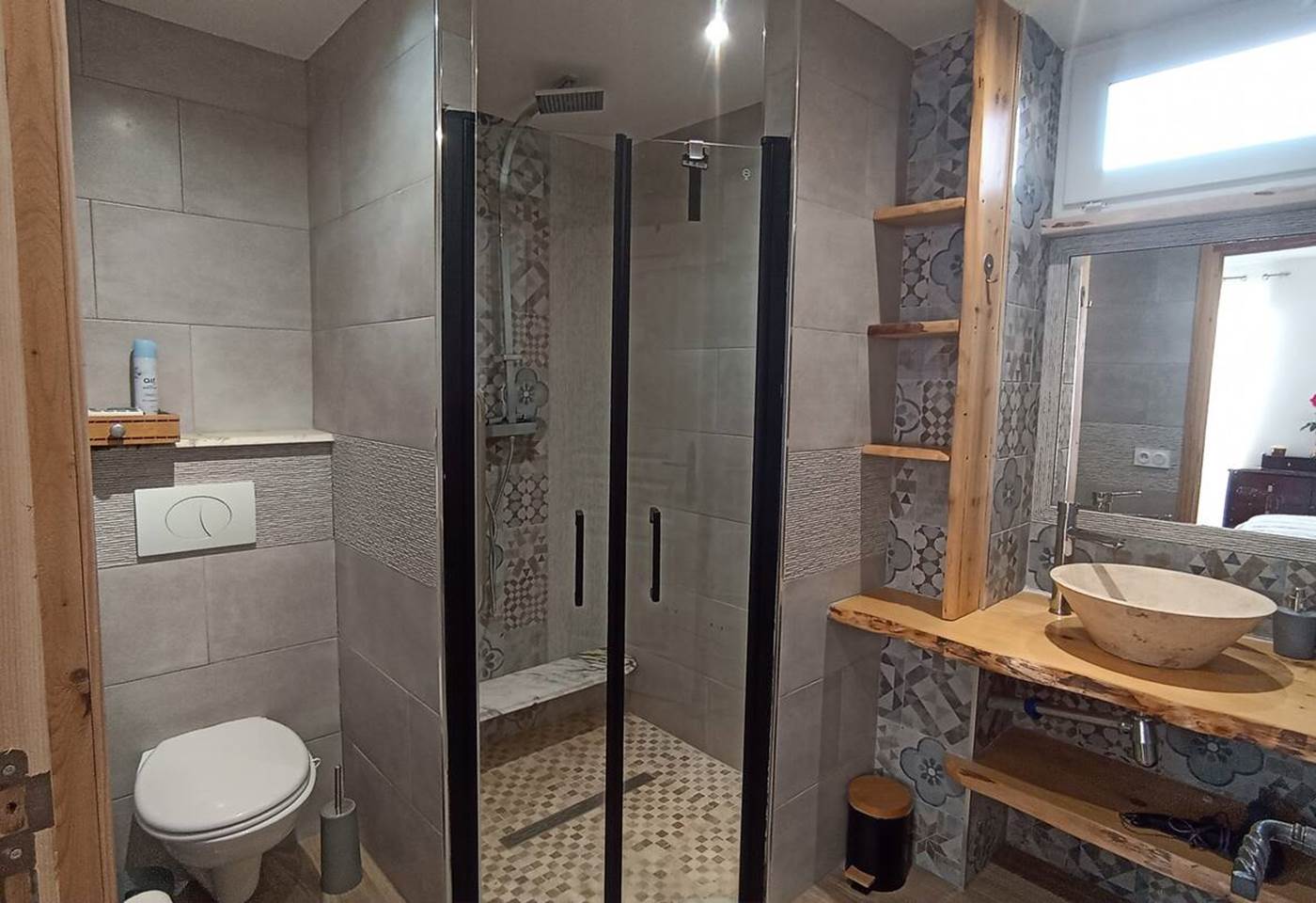 MAISON PLEIN SOLEIL - SUPERBAGNERES - SALLE DE BAINS 1