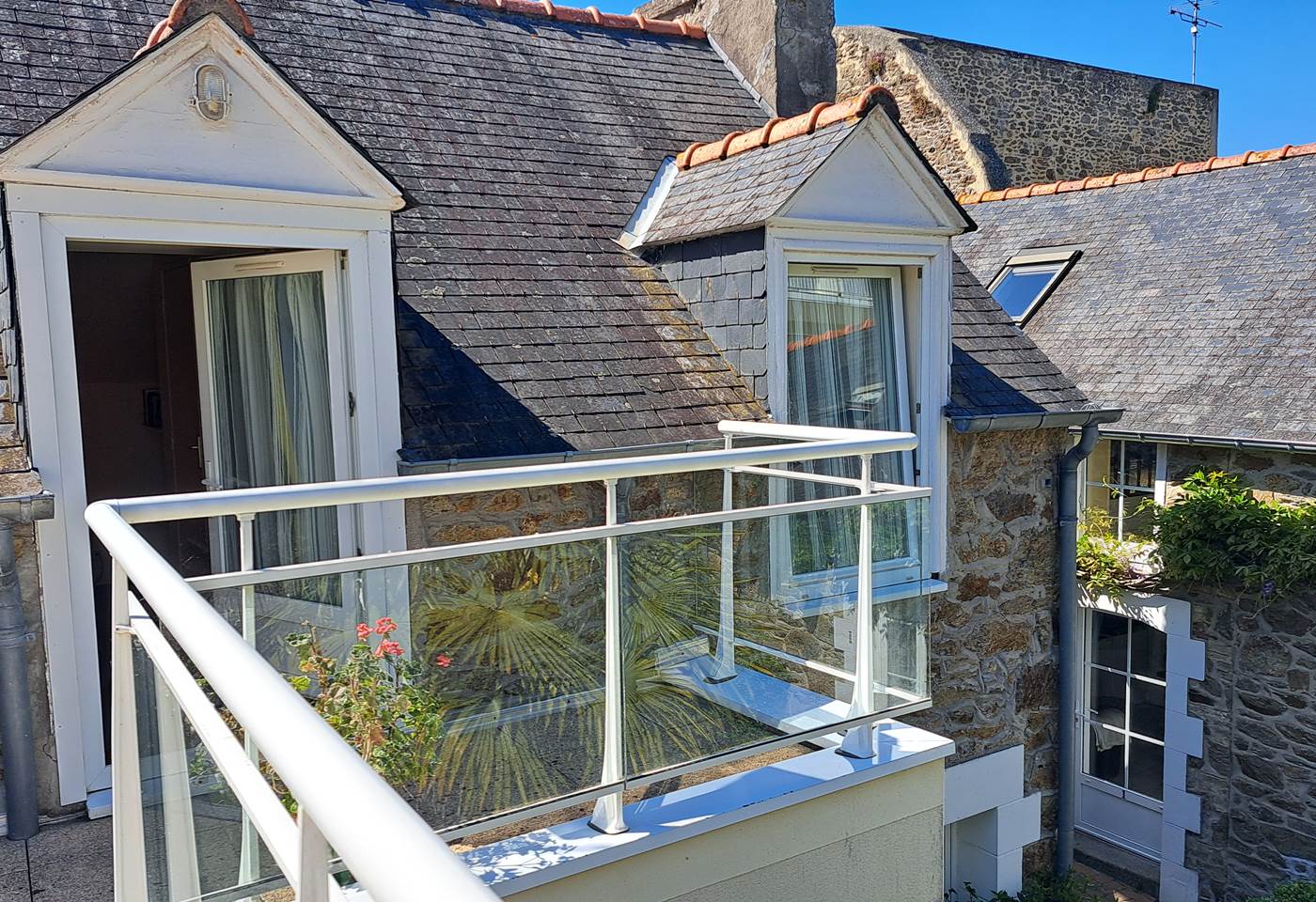 Clos de la Fontaine Dinard, accès terrasse du N°5