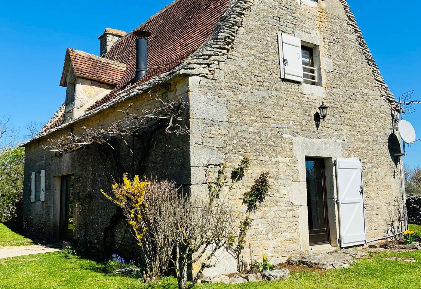 Gîte Le Romarin extérieur