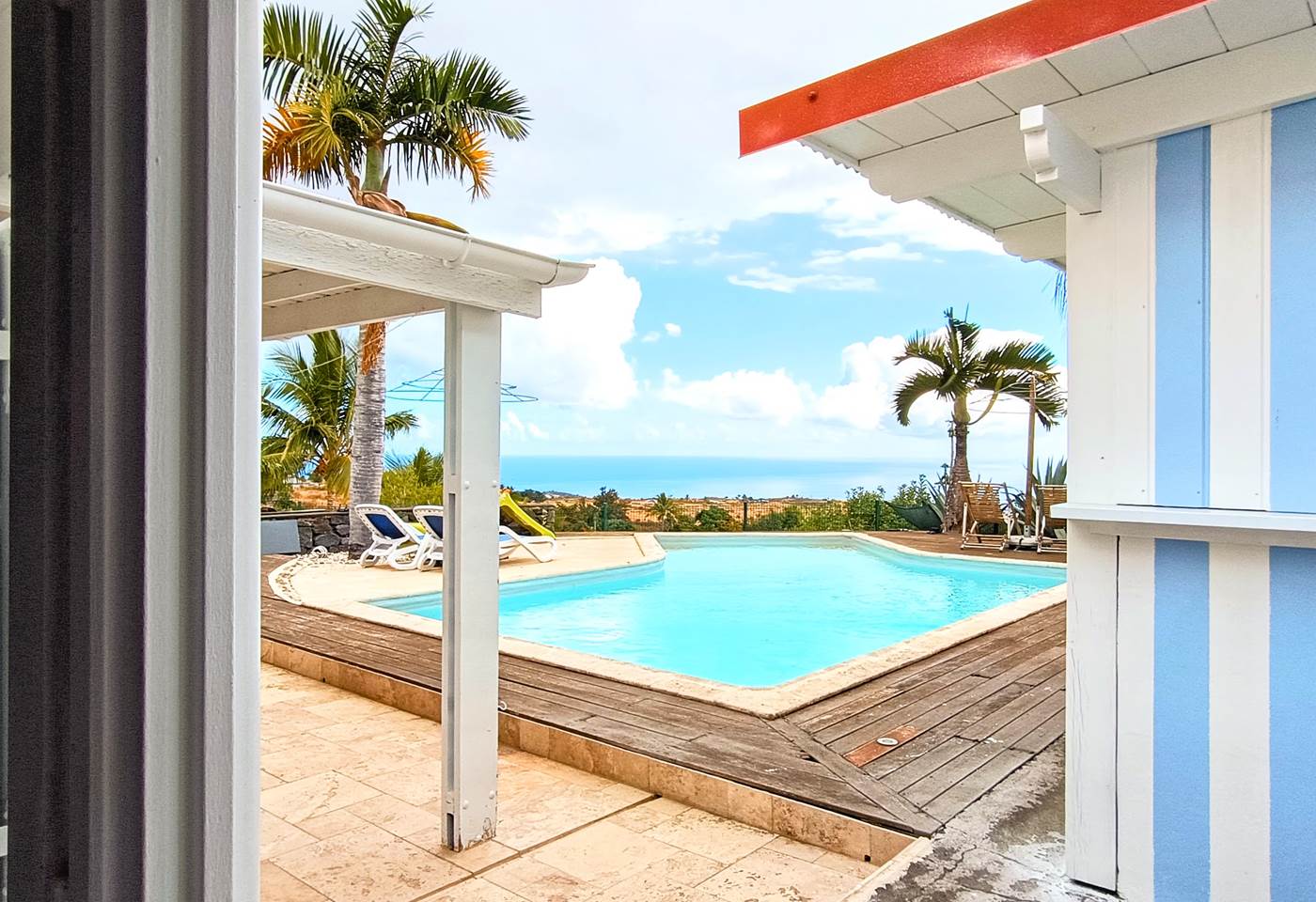 Superbe vue mer et piscine depuis la suite parentale