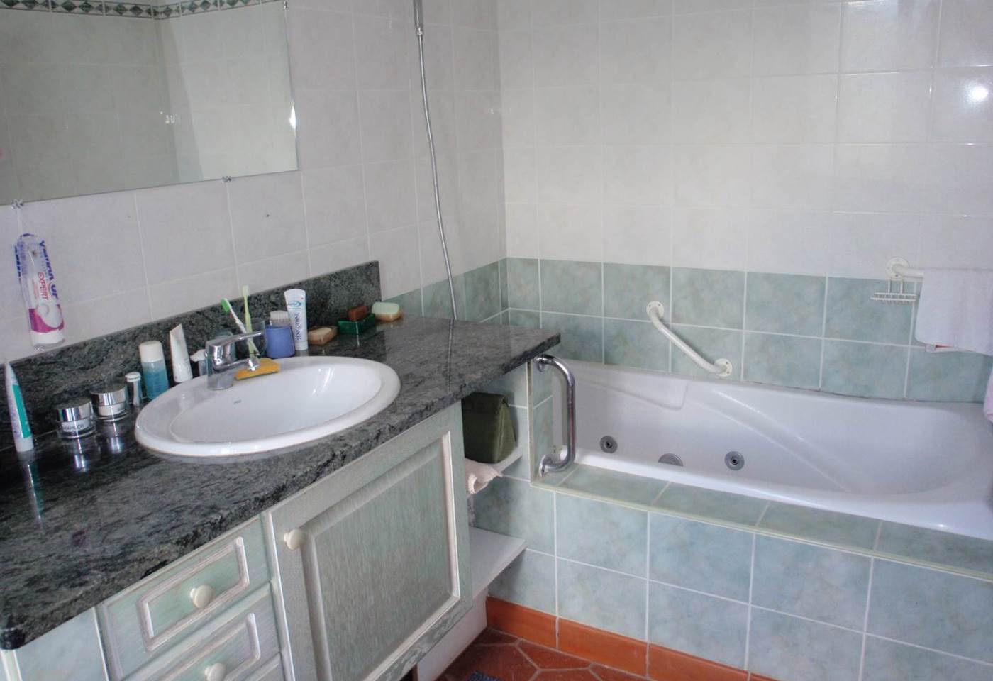 Salle de bain, rez de chaussée