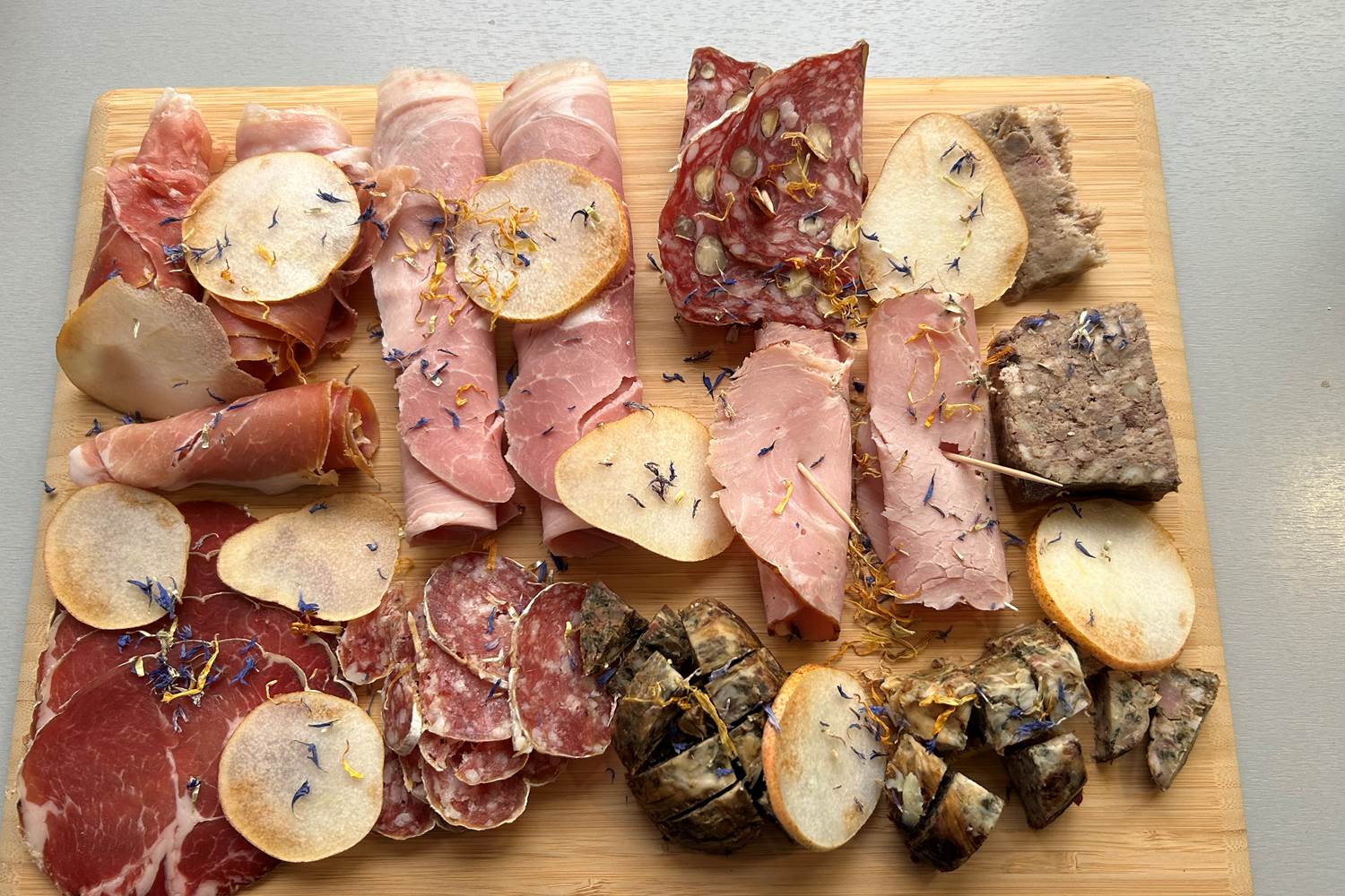 Planche charcuterie. MVG