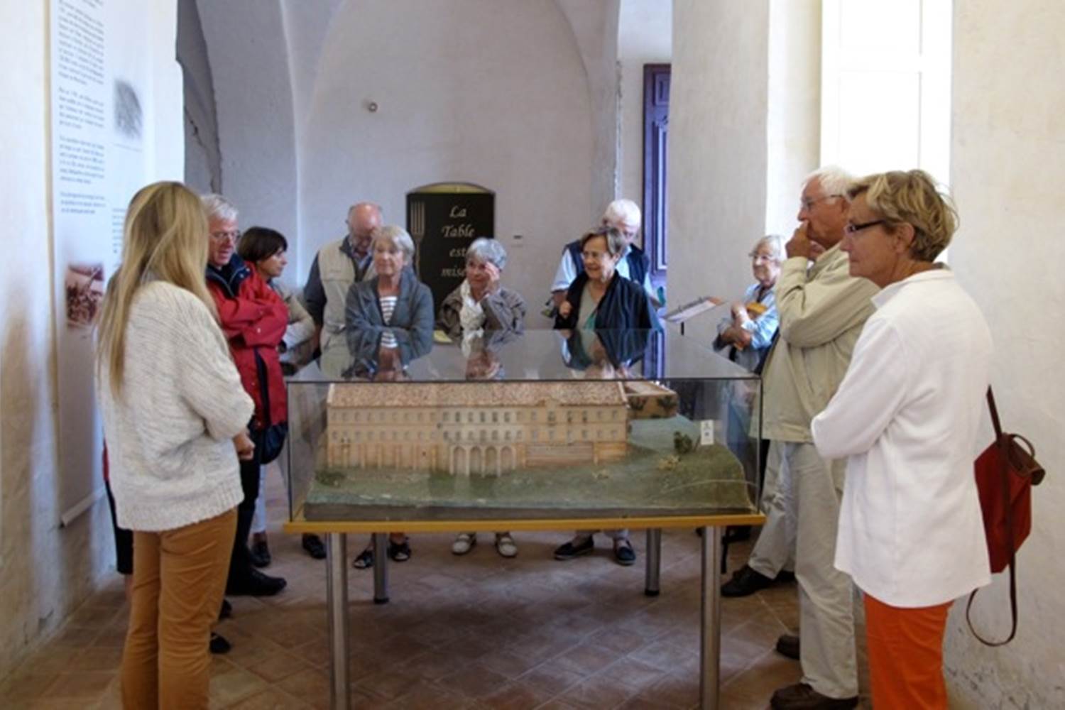 abbaye-de-belleperche-visite-©DR