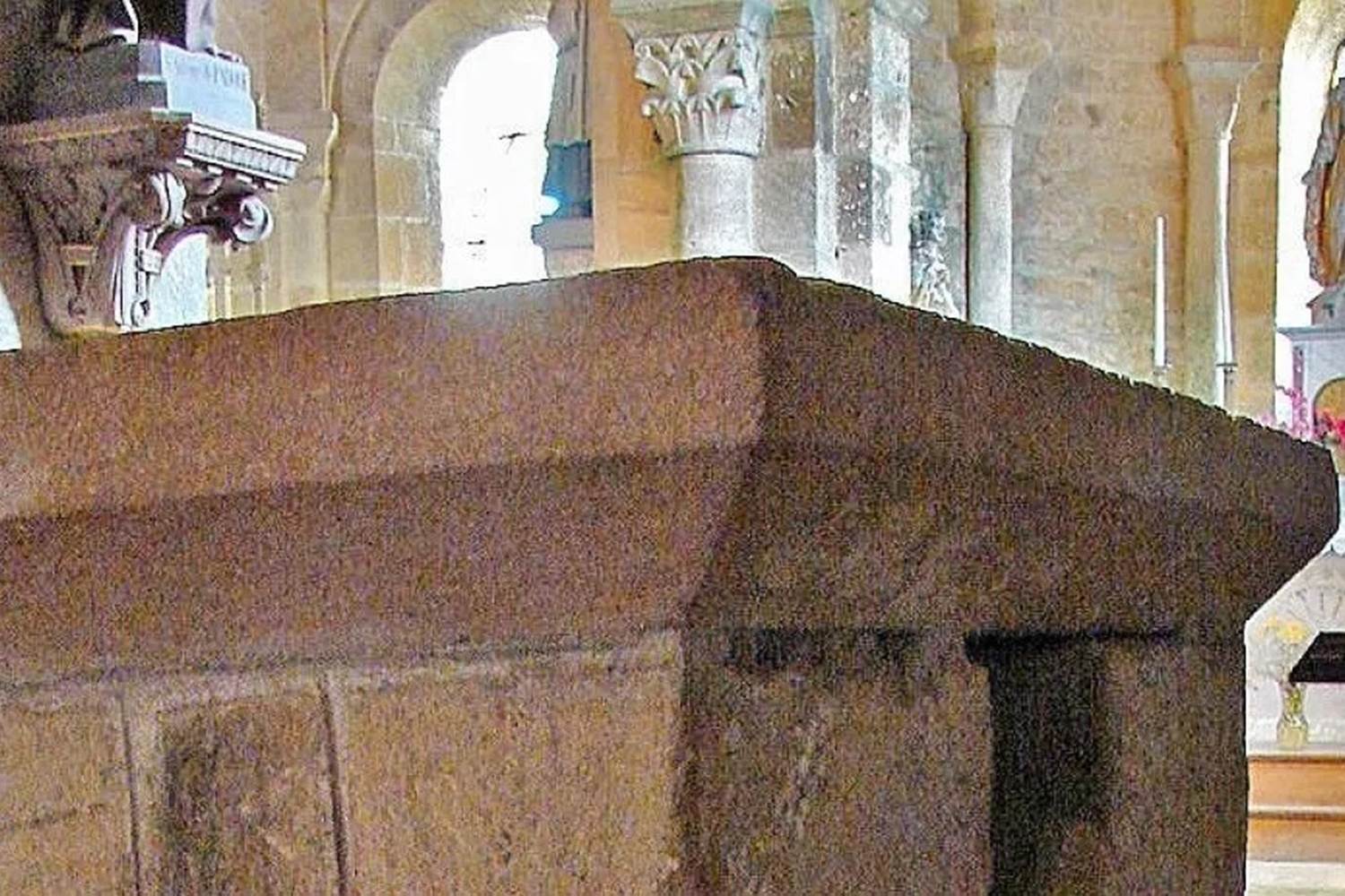 Le débeurdinoire à l’Eglise de Saint Germain en Brionnais