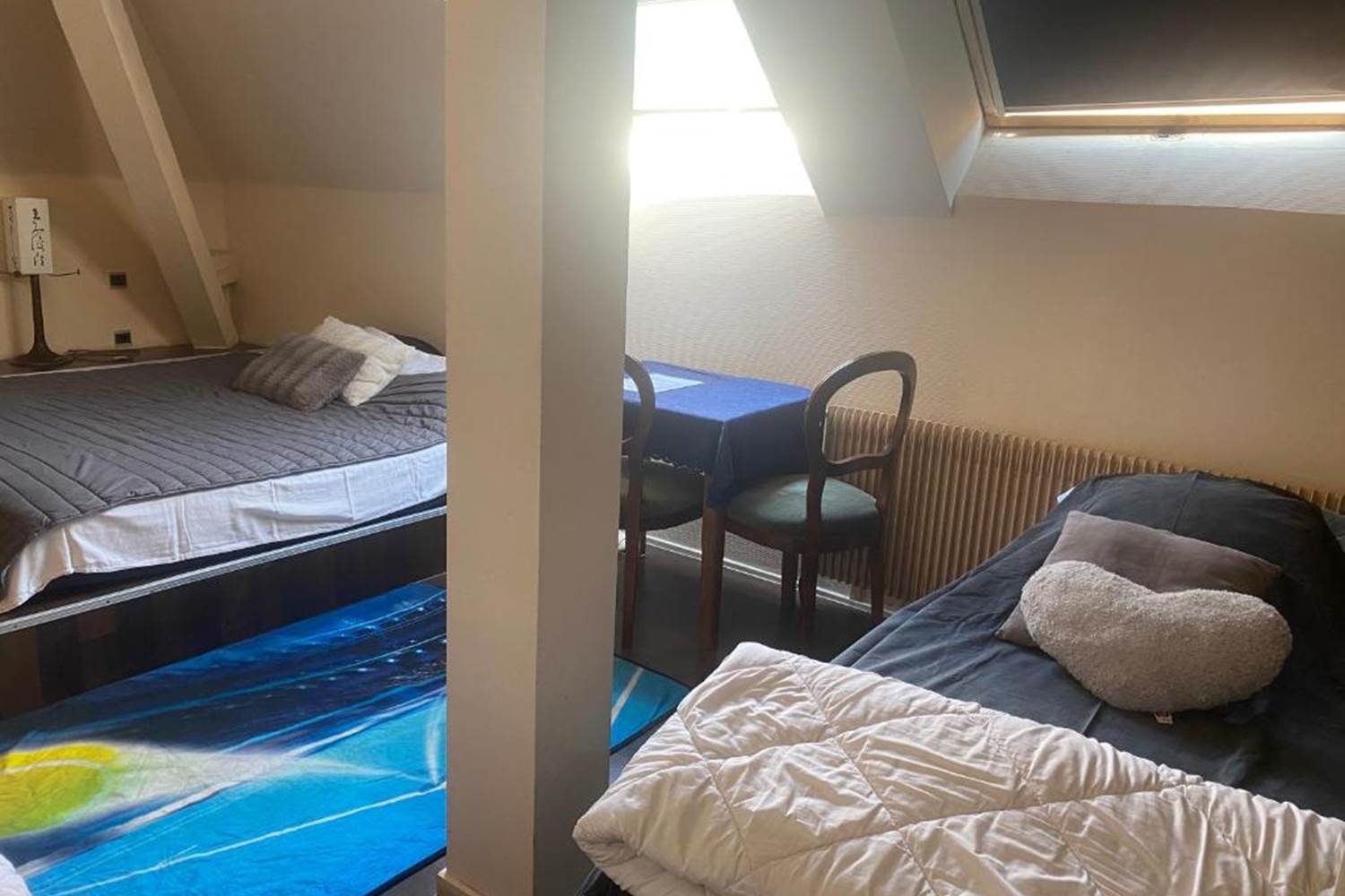 CHAMBRES-GUEBWILLER-Suite-1-Chambre-3-Personnes-Lits