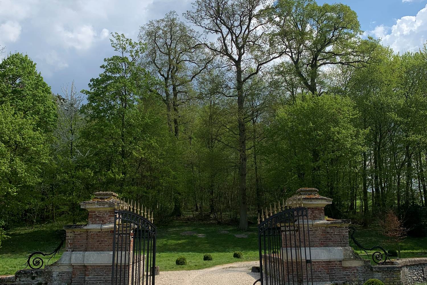 Séjour en amoureux, séjour en amoureux Oise, week-end romantique, Hotel Beauvais, Aéroport Beauvais-Tillé