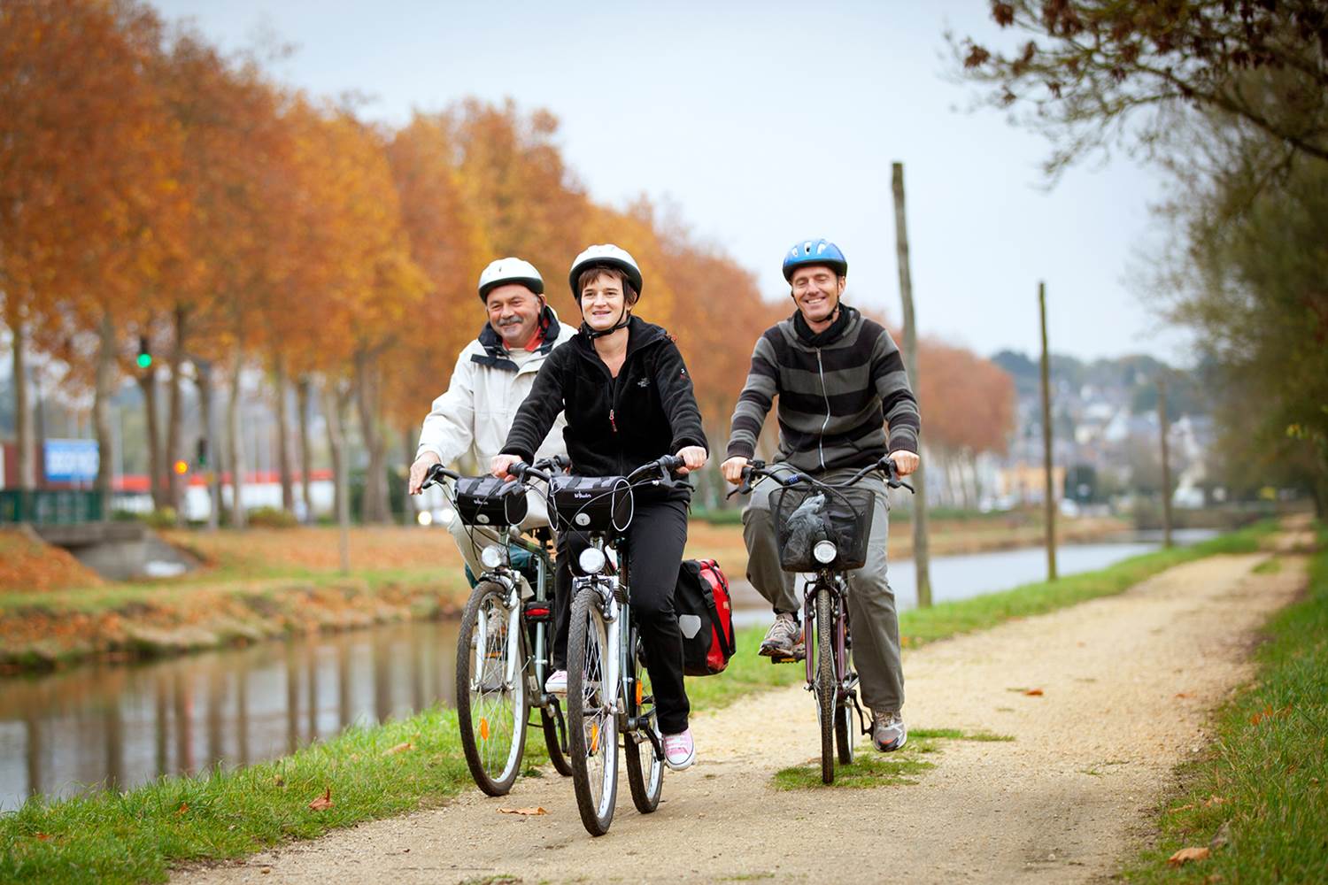Vélo au bord du Canal
