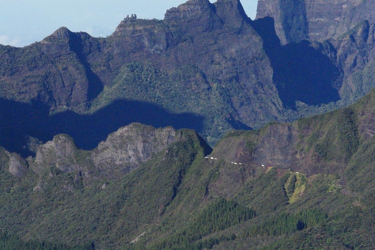 Route du col des Boeufs (vue de la Roche Ecrite)