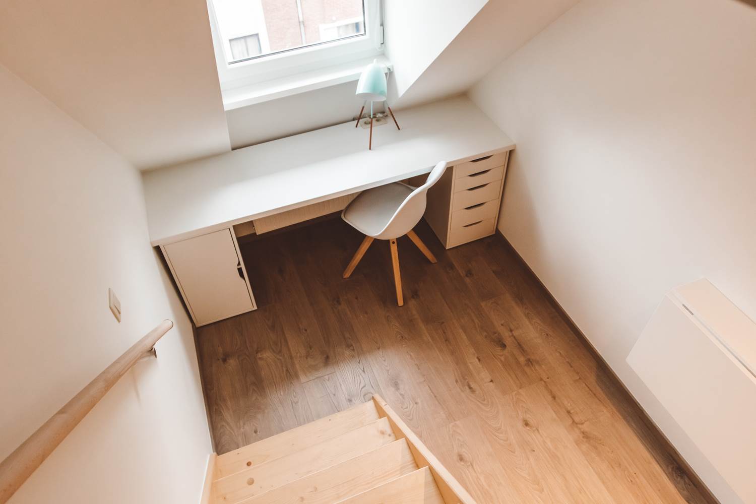 302 STUDIO AVEC CUISINE BUREAU