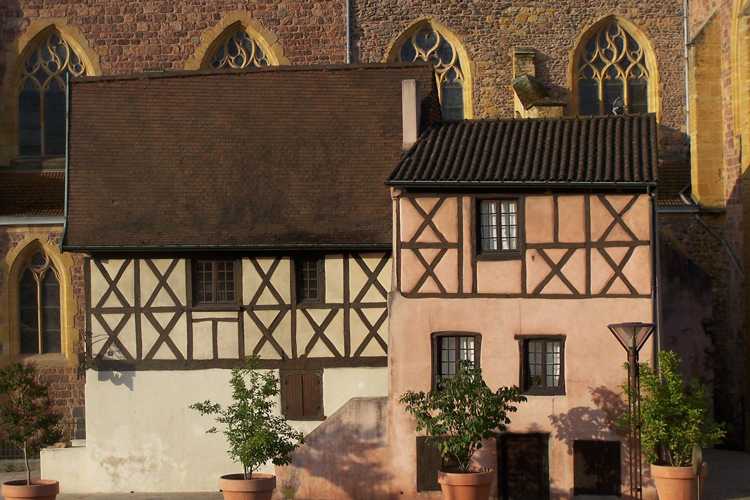 Place de l'église St-Etienne, Roanne