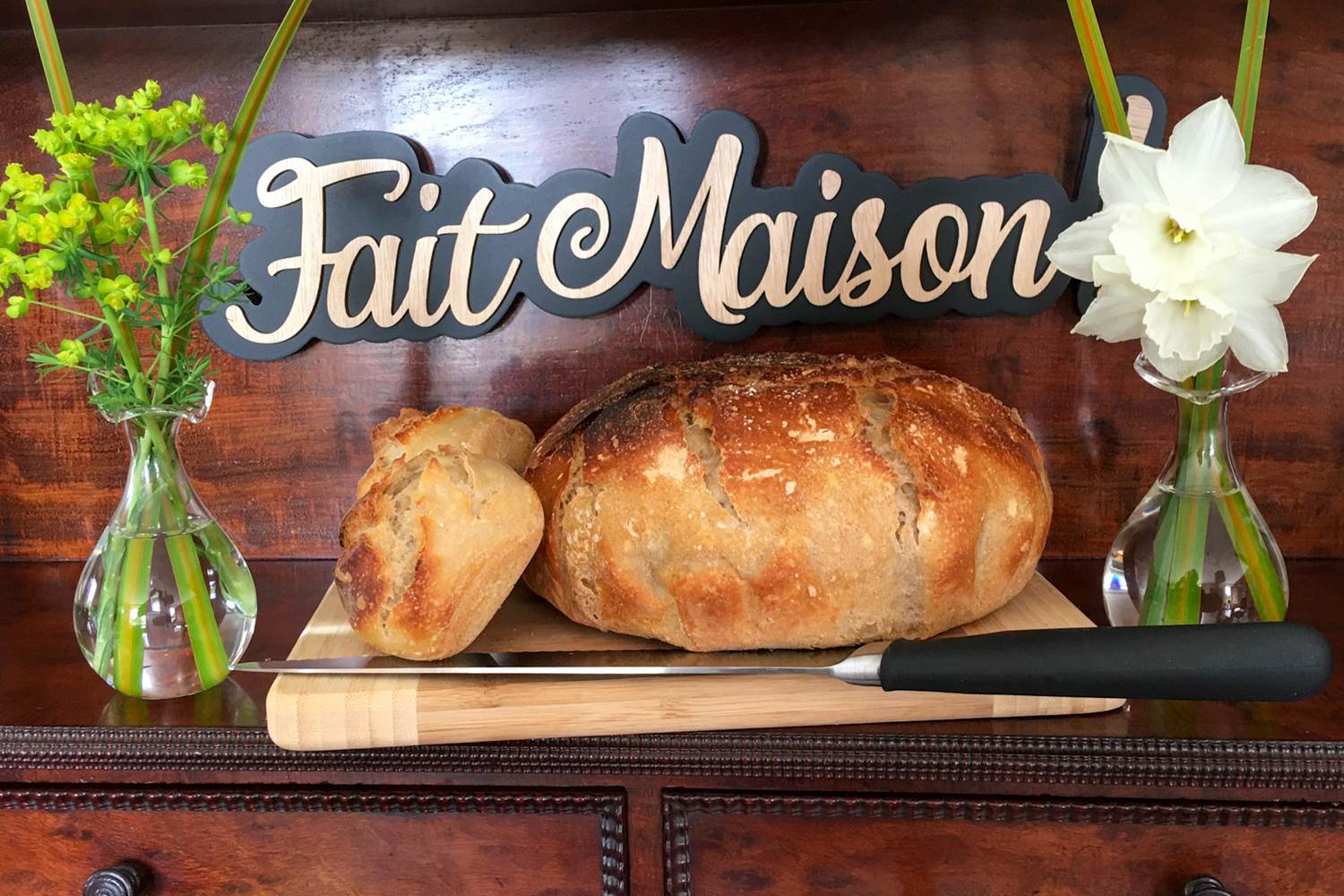 De délicieux et croustillants pains servis à la Demeure du Porzou