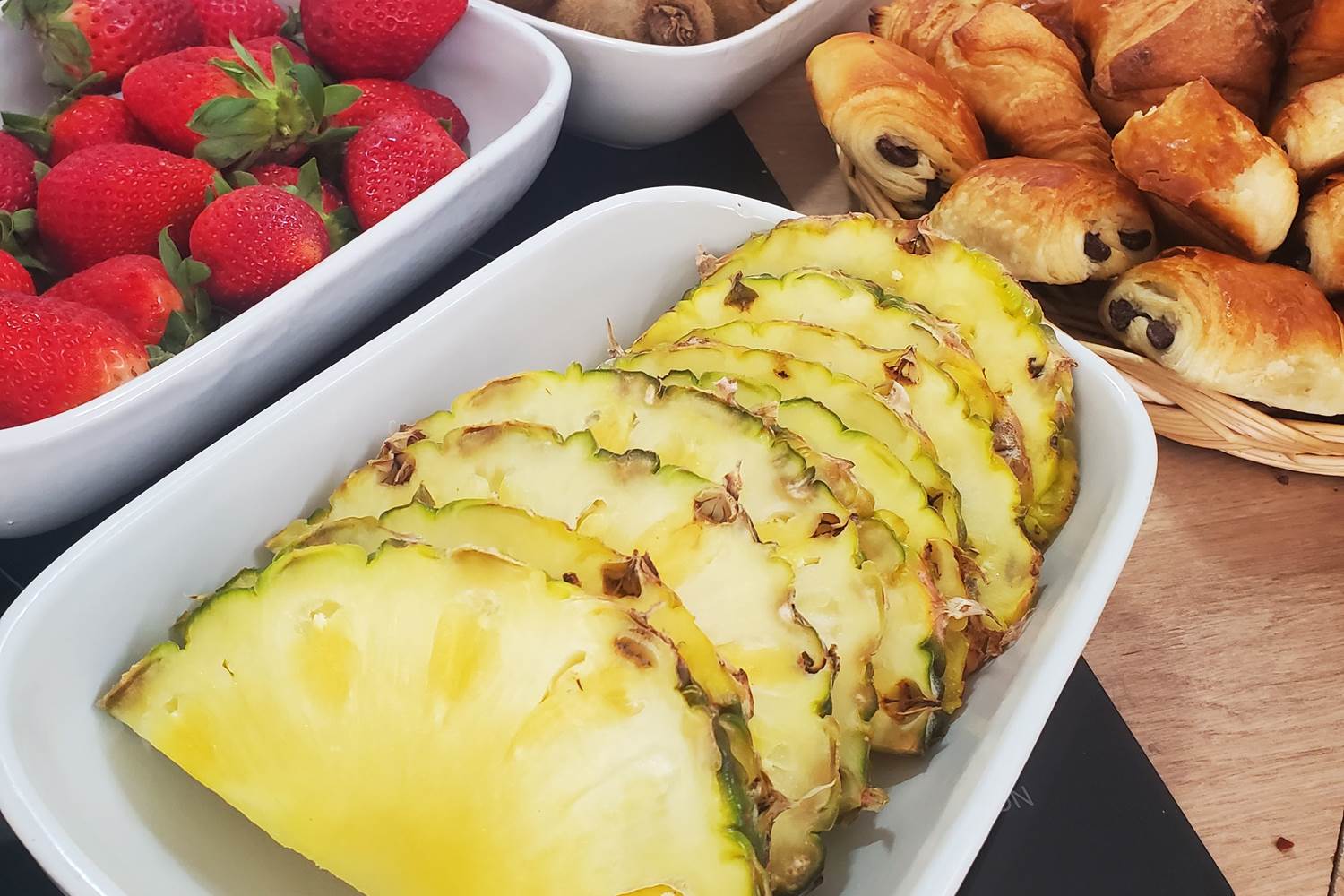 Fruits de saison pour le petit déjeuner à Cale 32