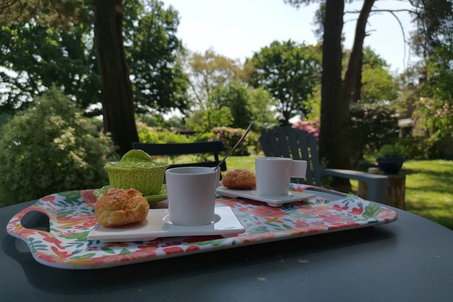 Gourmandise, terrasse privée chambre Gingko, moulin de La Retardière, Orvault, Nantes