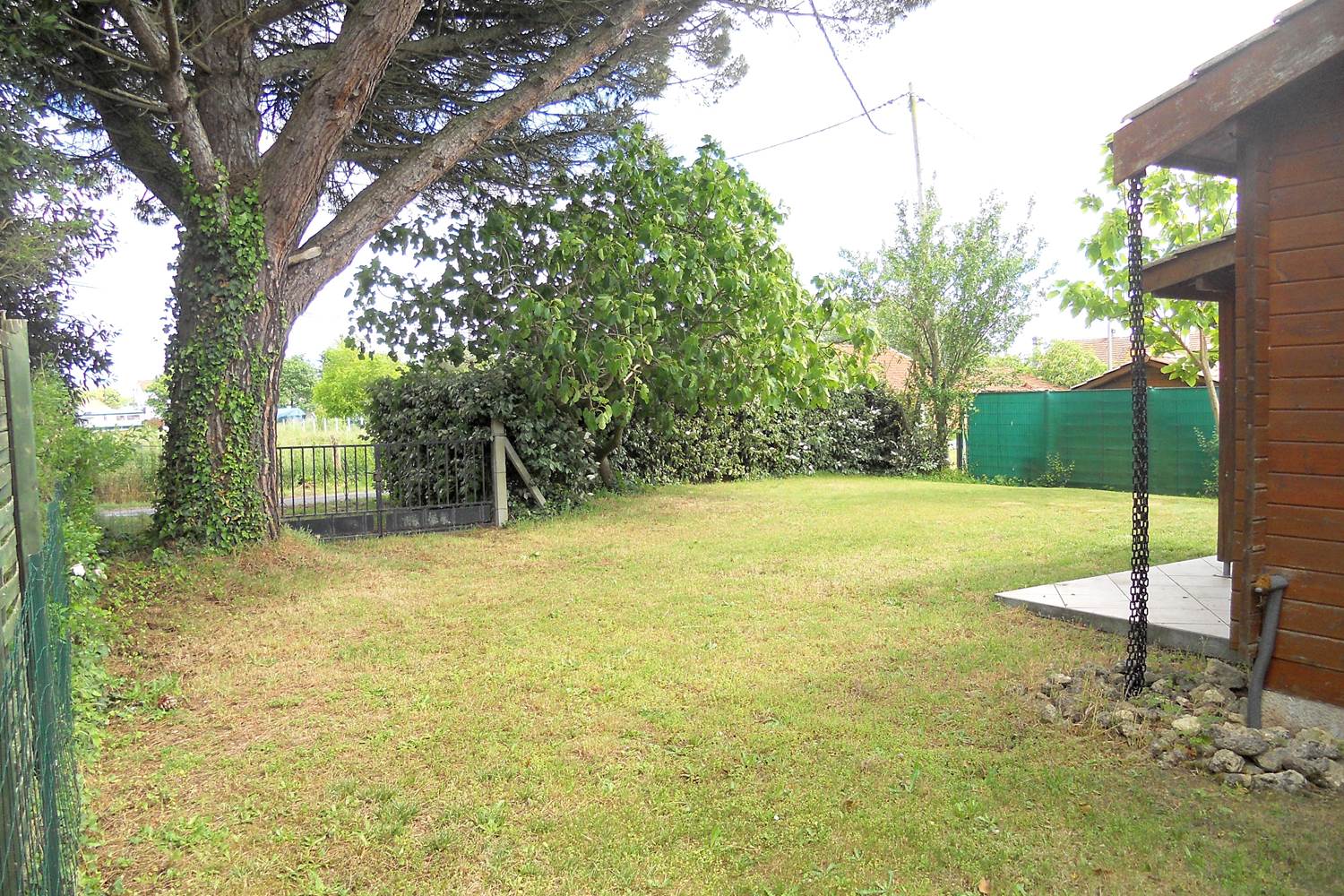 extérieur chalet-emplacement véhicule