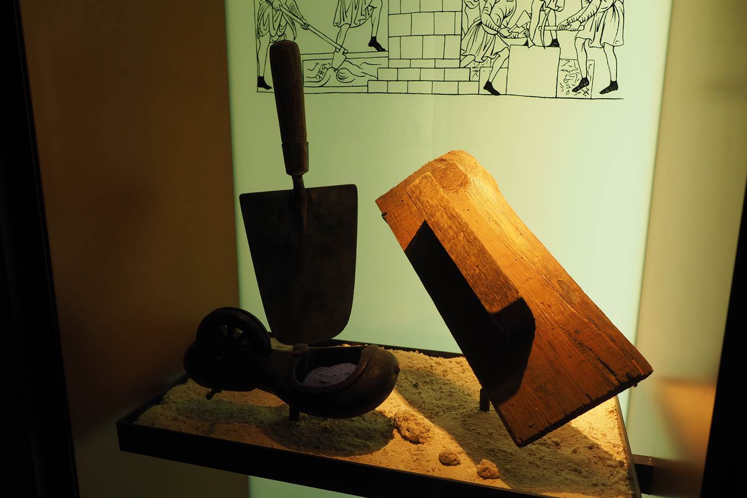 Outils de compagnon , le maçon