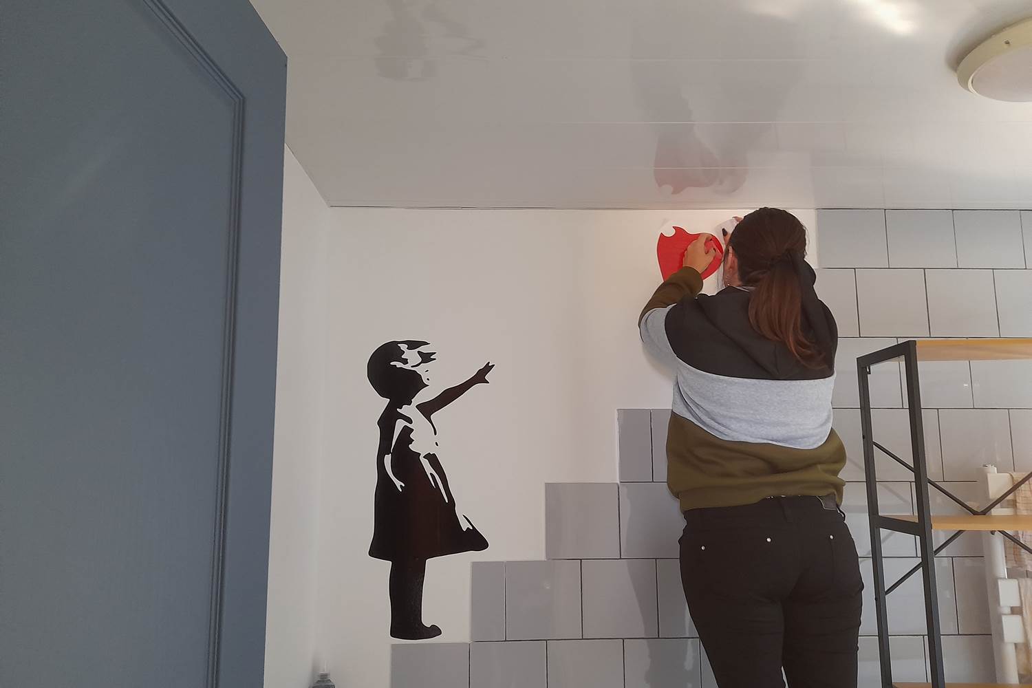 Pose des stickers de Nanie Créa JB