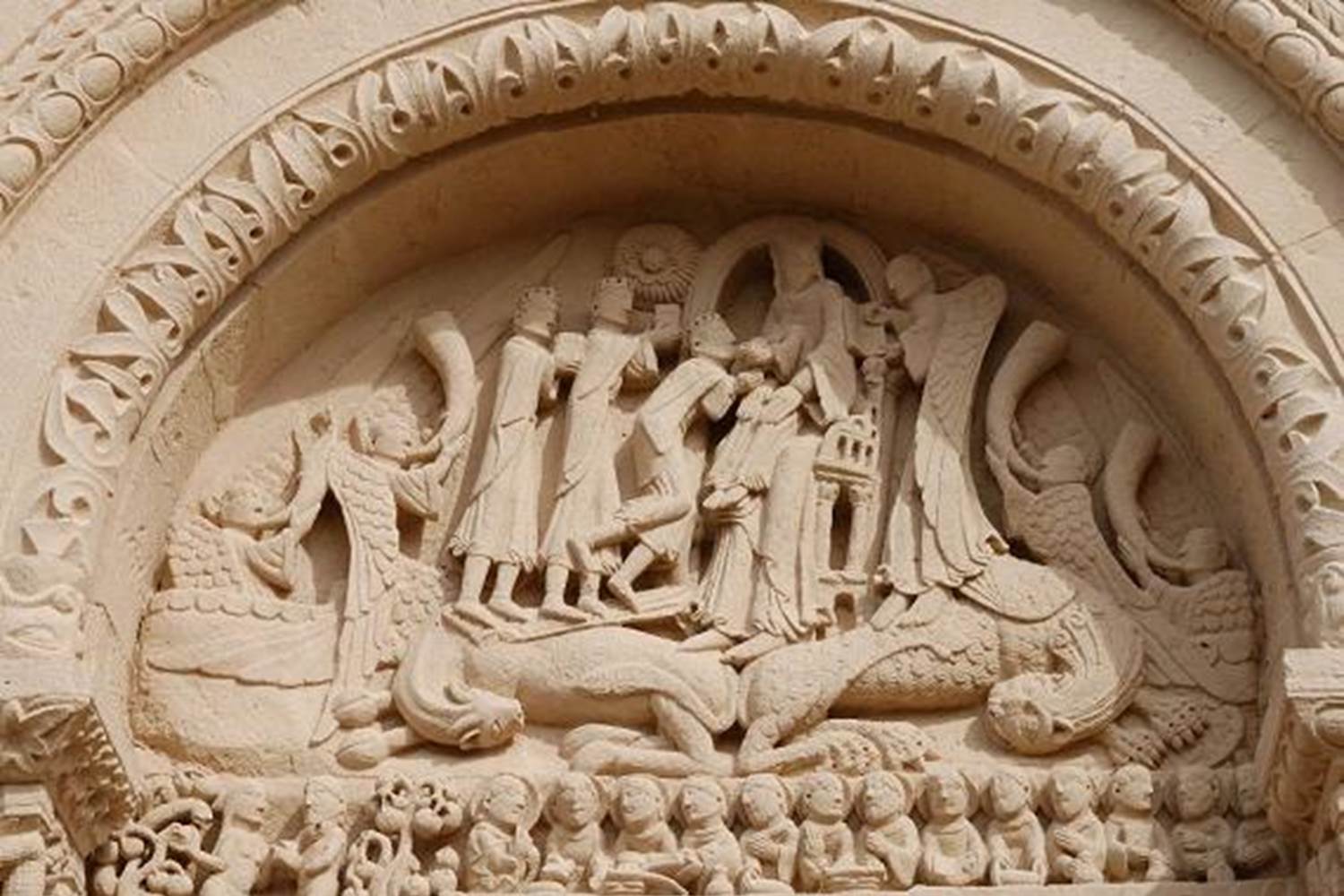 Les Eglises et Chapelles Romanes du Brionnais