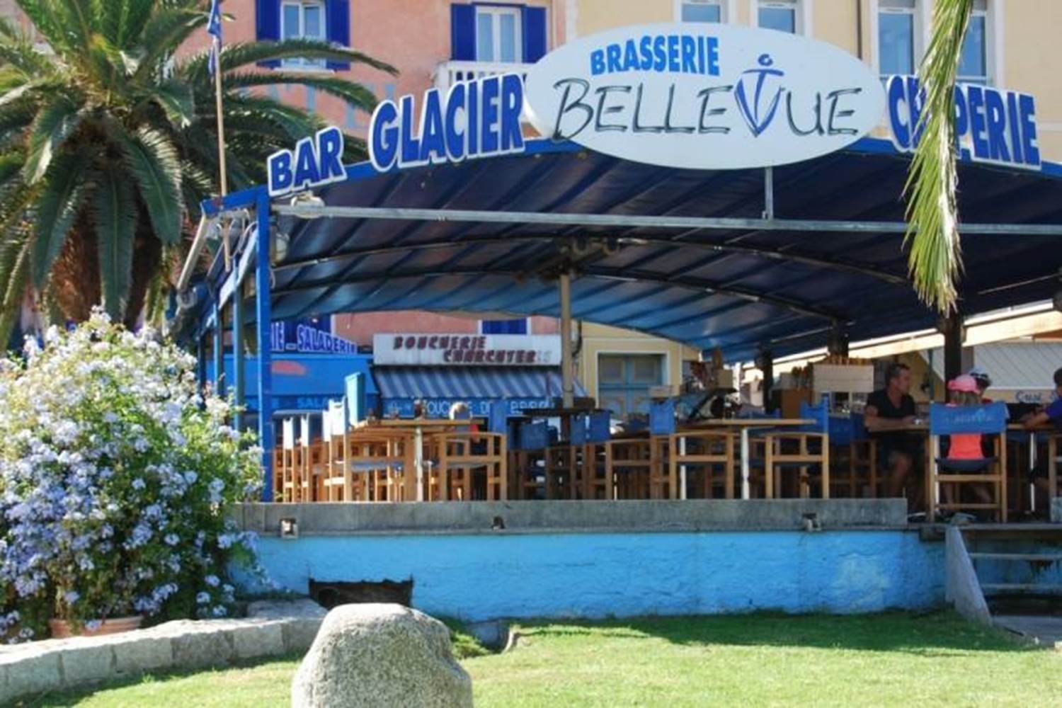 LE BELLEVUE 0495760186