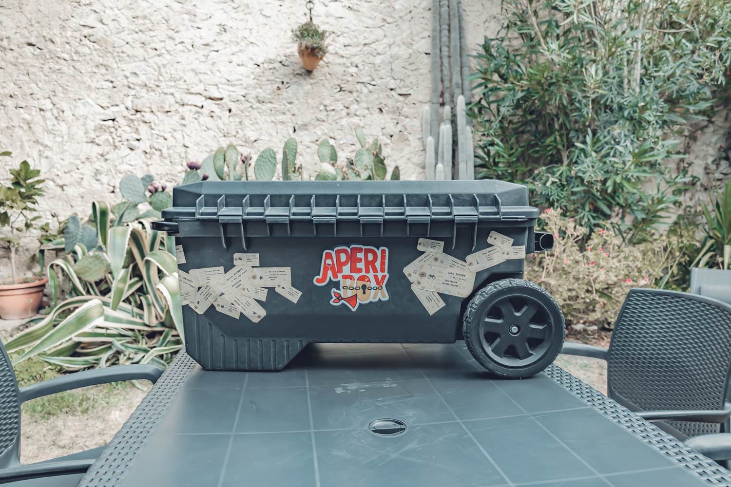 Escape Game Apéri'Box livré sur ile de ré et la rochelle