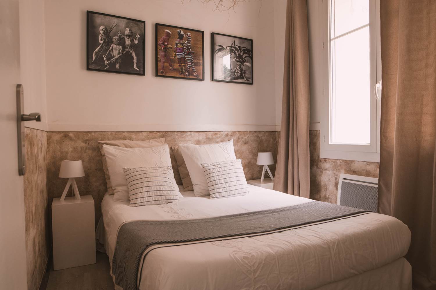 cosy in the Zoulou bedroom