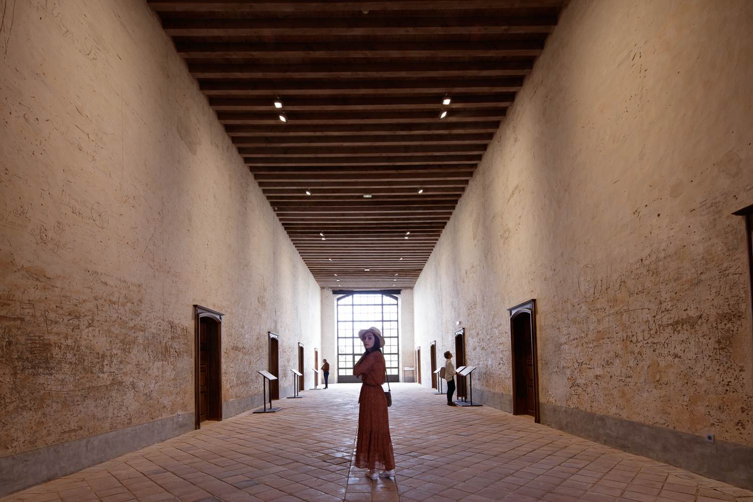 abbaye-de-belleperche-galerie-des-graffiti-©Aspheries