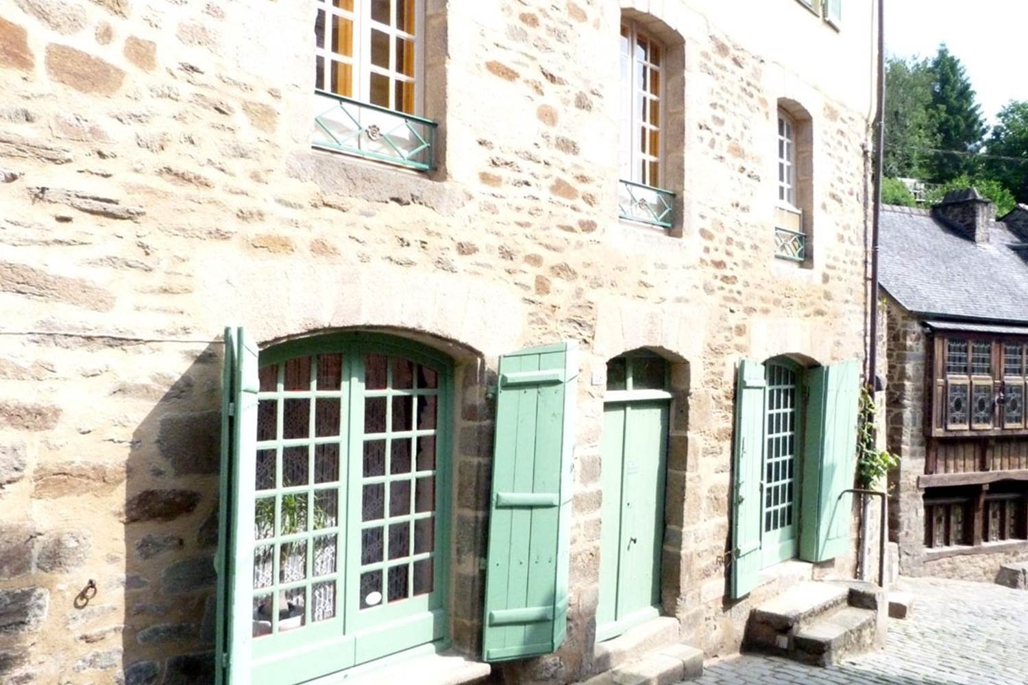 façade sur rue
